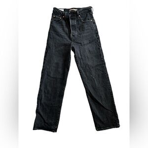 Women’s Levi’s Black Straight leg Jeans